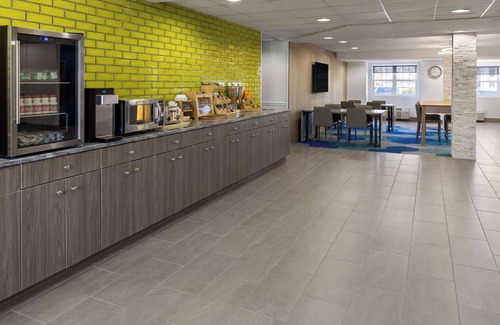 Dover Hotel | Microtel Inn & Suites by Wyndham Dover