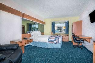 Tomah Hotel | Microtel Inn & Suites Tomah