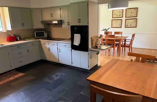 State College Casa | Mid century Mod ranch walking distance to PSU & Downtown State college