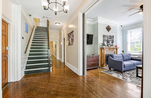 Mid-City Hotel | Mid-City Canal Studio | NOLA Hotspot