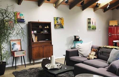 Dunlap Casa | Mid-Mod Boutique Vineyard Guesthouse