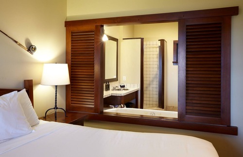 Tofino Cabina | Middle Beach Lodge