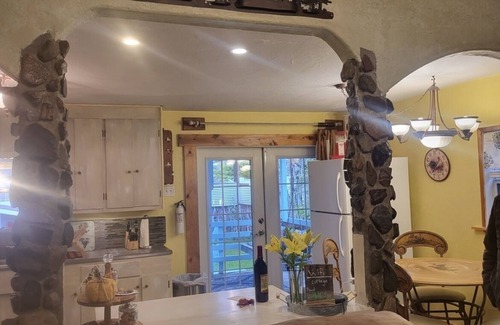 Tyrone Casa | Casa rural estilo centro de la ciudad