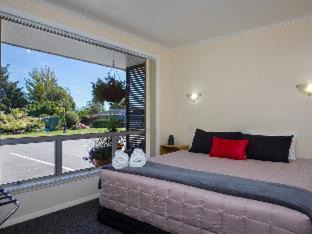 Blenheim Hotel | Middle Park Motel
