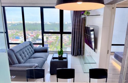 Central District Apartamento | MidValley Southkey Mosaic 6-9pax Netflix-SmartTV70inch