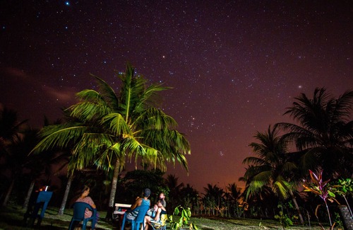 Quepos Alquiler De RV | Miguel Surf Camp