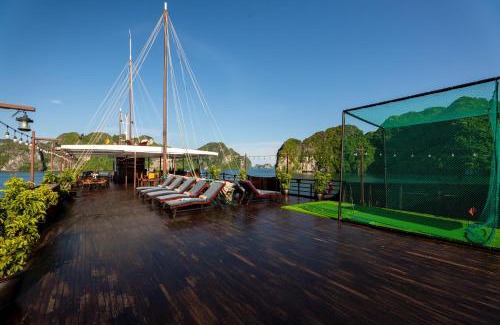 Ha Long Hotel | Mila Cruises