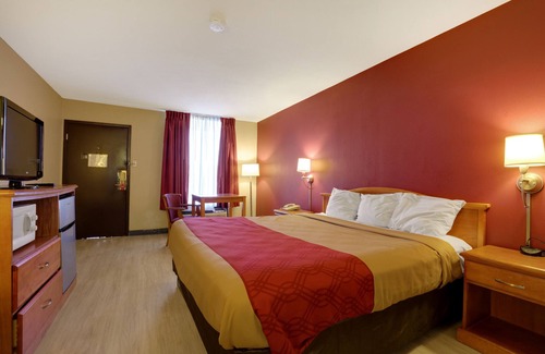 Millington Hotel | Mill Tree Inn