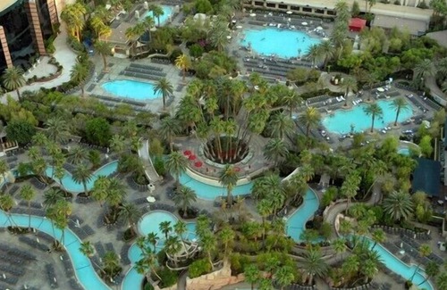 Las Vegas Apartamento | Las mejores tarifas en Vegas MGM Signature Suite de 1 habitación y 2 baños con vista al Strip