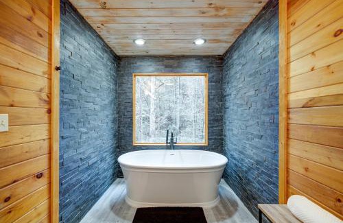 Foxfire Estates Casa | Minutes from downtown Blue Ridge Hot Tub & Game Room