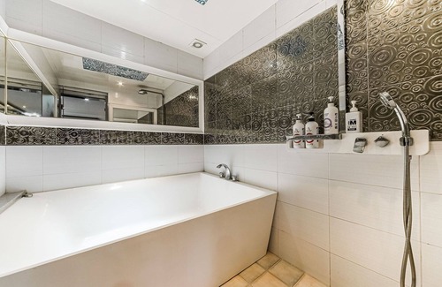 Sammun Hotel | Miryang Calaem