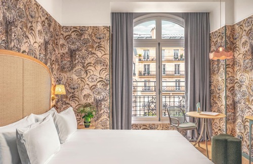 Ternes Hotel | Miss Fuller