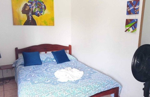 Tortuguero Hotel | Miss Miriam Hotel frente al mar