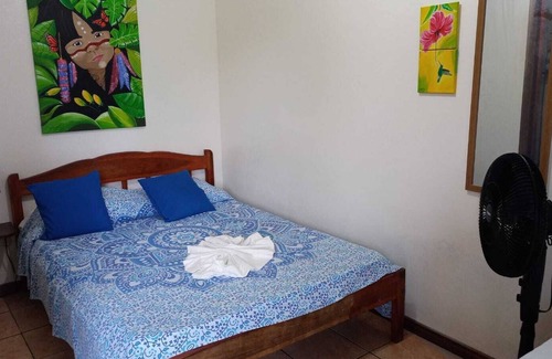 Tortuguero Hotel | Miss Miriam Hotel frente al mar