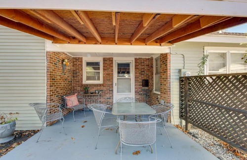 Nevada Casa | Missouri Escape with Furnished Patio, Near Downtown!