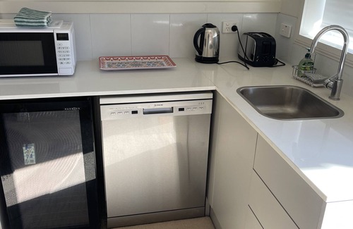 Robertson Casa | Misty farm in the mist in the hills among the wild life and the stars at night