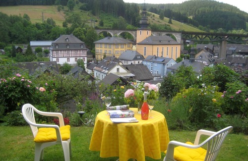 Ludwigsstadt Apartamento | Ubicado en el medio del apartamento Schiefergebirge con hermosas vistas.