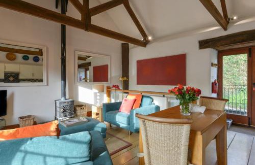 Kingsbridge Casa | Mixit Cottage