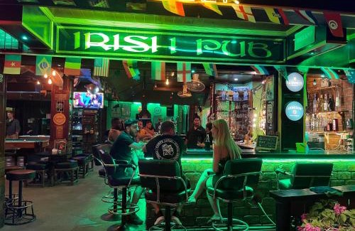 Chaweng City Center Hotel | Moby Dick Guesthouse