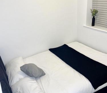 Edmonton Apartamento | Modern 2 bed flat near Tottenham Hotspur Stadium