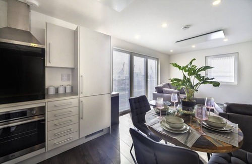 Willesborough Apartamento | Modern 2 Bedroom Apartment in Ashford w Balcony