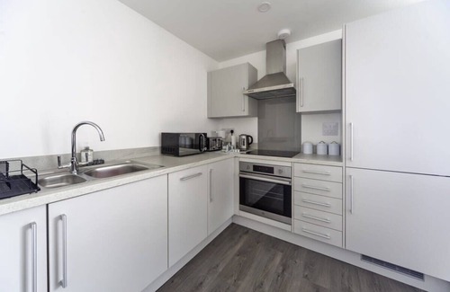 Willesborough Apartamento | Modern 2 Bedroom Apartment in Ashford w Balcony