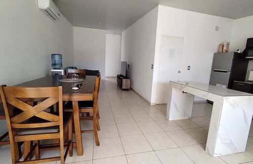 Sonsonate Casa | Modern 2-BR Home on CA-8,20 Mins to Beaches,Across El Encuentro Mall Sonsonate