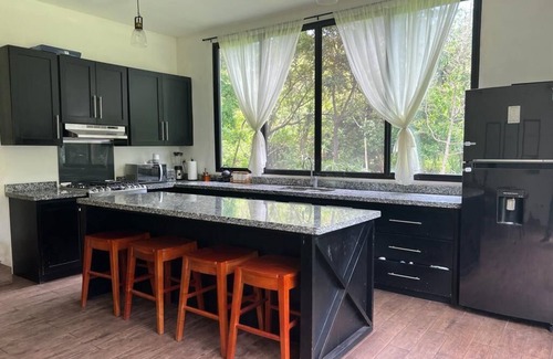 Esteli Apartamento | Modern 3 bedroom Home in Esteli - Nestled in Nature.