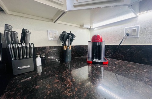 South Central Houston Casa | Modern 4BR in Midtown Near Medical Center & Museum