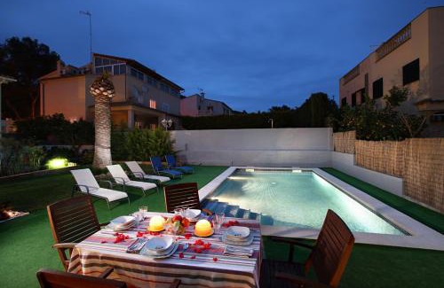 Alcanada Villa | Modern Alcanada