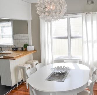 Oxley Park Casa | Modern and Stylish 3 bedroom home, Western Sydney Ideal for Contractors