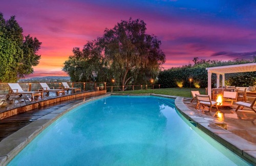 Woodland Hills Villa | Modern Bali-Inspired Hills Retreat