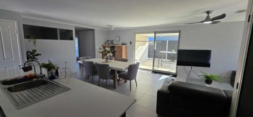Bassendean Casa | Modern Bassendean Abode