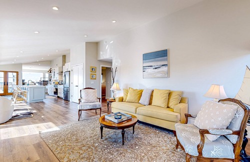 Elk Casa | Modern beach home with panoramic views & updated interior - great location