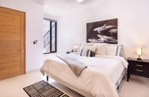 Cerritos Apartamento | Modern Boutique Condo, Ocean Views, Great Location