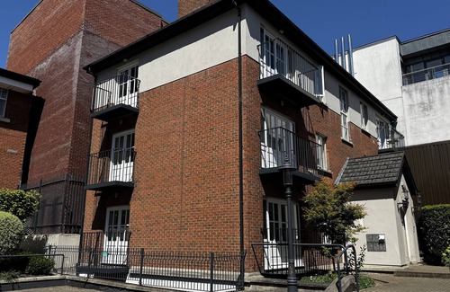 Grand Canal Dock Apartamento | Modern, bright 1 bed apart. near Grand Canal Dock