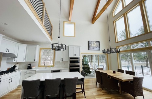 Stowe Area Chalet De Esquí | Modern Chalet Retreat | Close Stowe Mt. Resort & Village