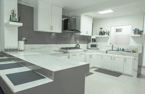 Tijuana Apartamento | Moderno Cerca del Aeropuerto y Frontera