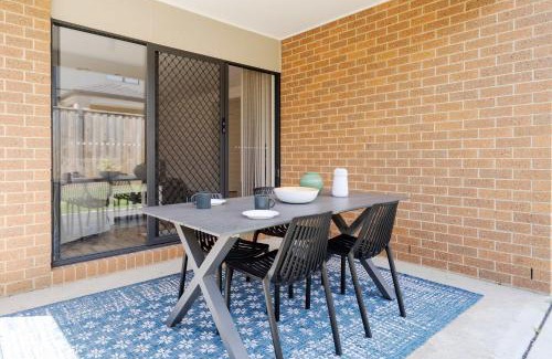 Clyde Casa | Modern Clyde House Smart TV*Dryer