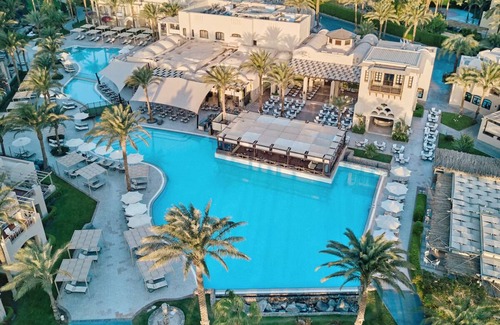 Makadi Bay Hotel | Modern Comfort Meets Coastal Views in Prime Location | 2 Beachfront Rooms