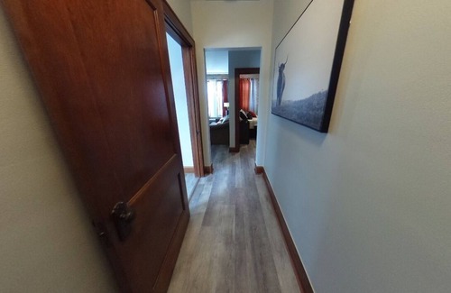 Whiting Apartamento | Modern Downtown 1 Bedroom 5 min from the Beach!