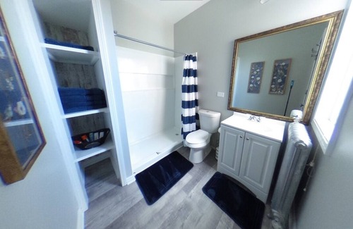 Whiting Apartamento | Modern Downtown 1 Bedroom 5 min from the Beach!