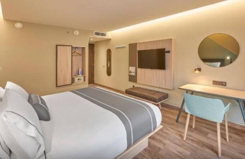 El Sauzal Hotel | Modern Ensenada Escape | Central Location Near Wineries & Beach