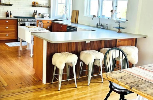 Plymouth Casa | Modern Farm House Family sized in town huge yard