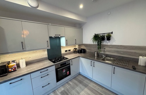 Glasgow Apartamento | Modern Flat in Glasgow City | Free Parking & WiFi