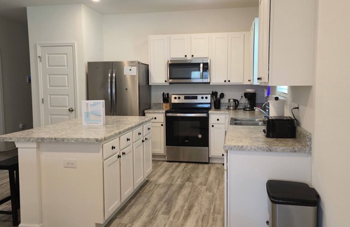 Freeport Casa | Modern Freeport Retreat–15 Minutes to 30A Beaches