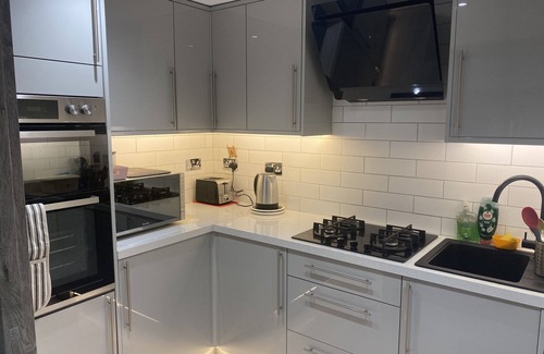 Sutton Coldfield Apartamento | Modern fully independent studio on golf-course.