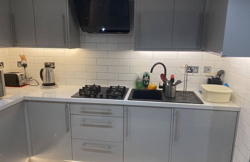 Sutton Coldfield Apartamento | Modern fully independent studio on golf-course.