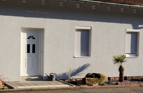 Hassloch Apartamento | Moderno apartamento amueblado con cómodos asientos