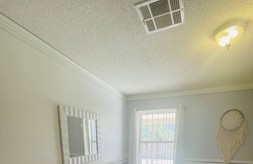 Biggs Field Casa | Modern Home in the Horizon Golf Course Area